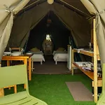 Safari Glamping Portugal Lion אוהל מפואר