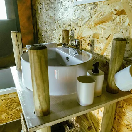 Οργανωμένο κάμπινγκ Safari Glamping Portugal Lion Ventosa (Braga)