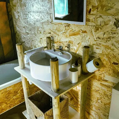 Οργανωμένο κάμπινγκ Safari Glamping Portugal Lion Ventosa (Braga)