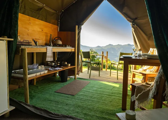 Safari Glamping Portugal Lion 럭셔리텐트